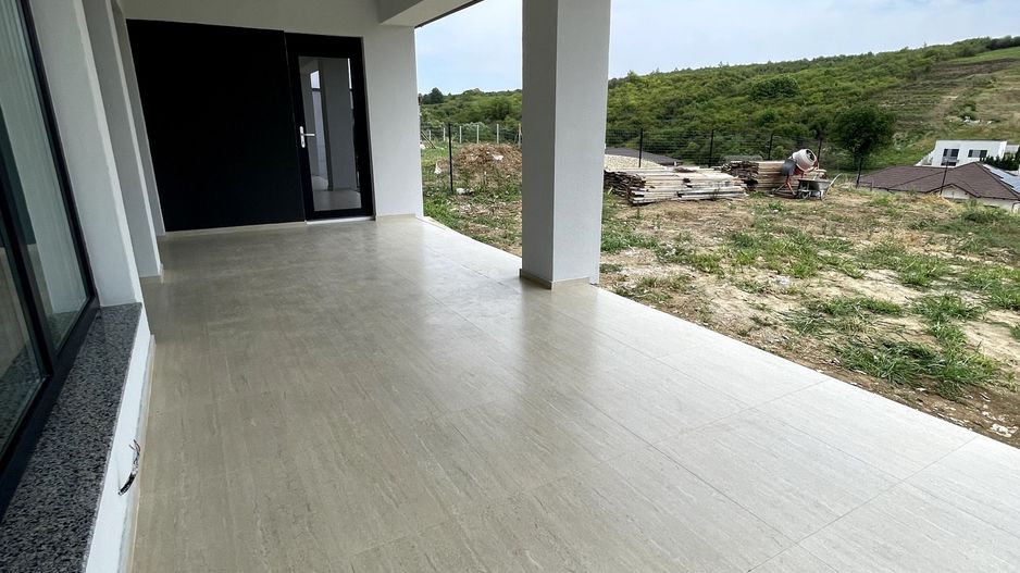 Casă modernă plan P – 750 mp teren – Săldăbagiu de Munte - Poză 14