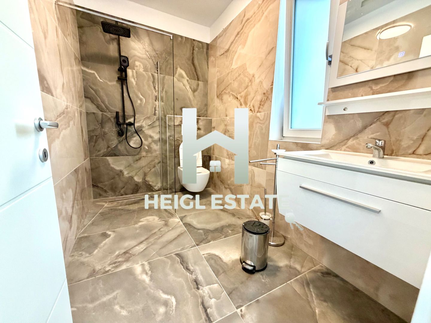 Apartament decomandat cu 2 camere si pod in Giroc - Poză 3