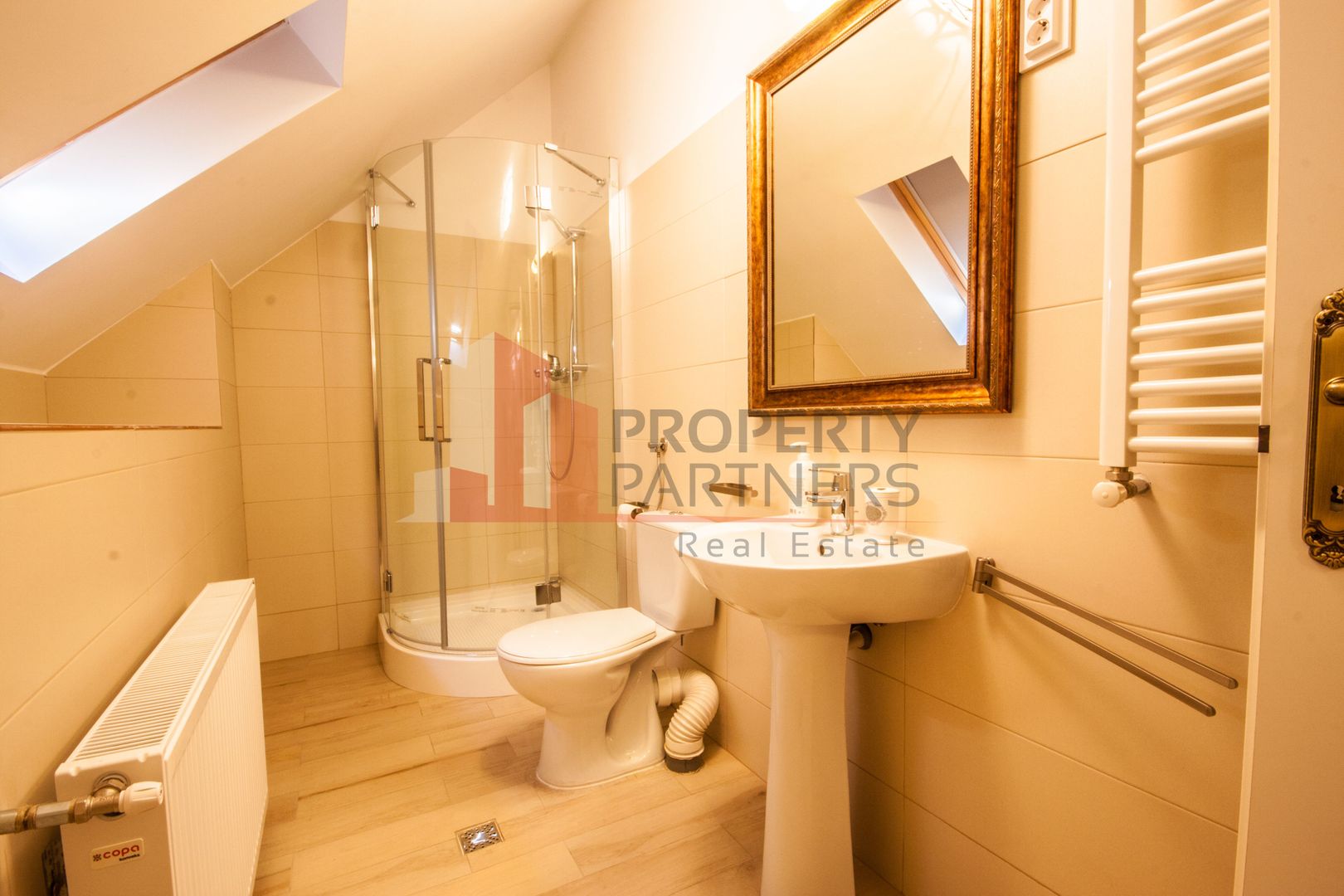2 apartamente unite in casa in zona centrala, Unirii - Marasesti - Poză 13