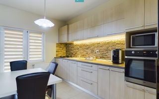 Casa ideală pentru familia ta,  în Ghiroda - Poză 14