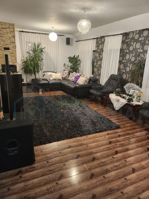 Casă de vânzare în Dancu, 180 mp utili, teren 530 mp, construită în 2018 - Poză 1