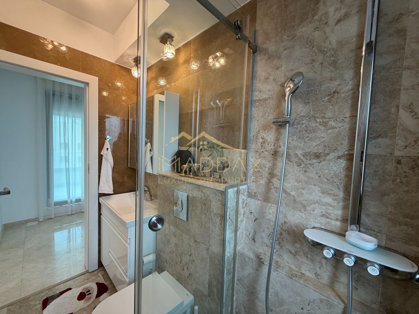 Apartament de tip Duplex 6 camere *250mp* + 2 Garaje // Herastrau - Poză 49