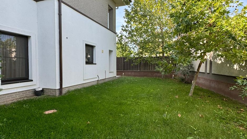 Oxford Gardens | Vila | LUX | 5 camere | Curte | - Poză 6