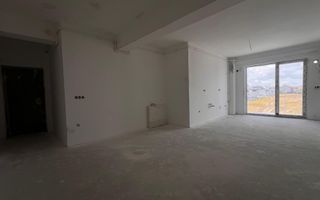 Ap cu 3 camere la etajul 2, incalzire in pardoseala, balcon si parcare - Poză 2