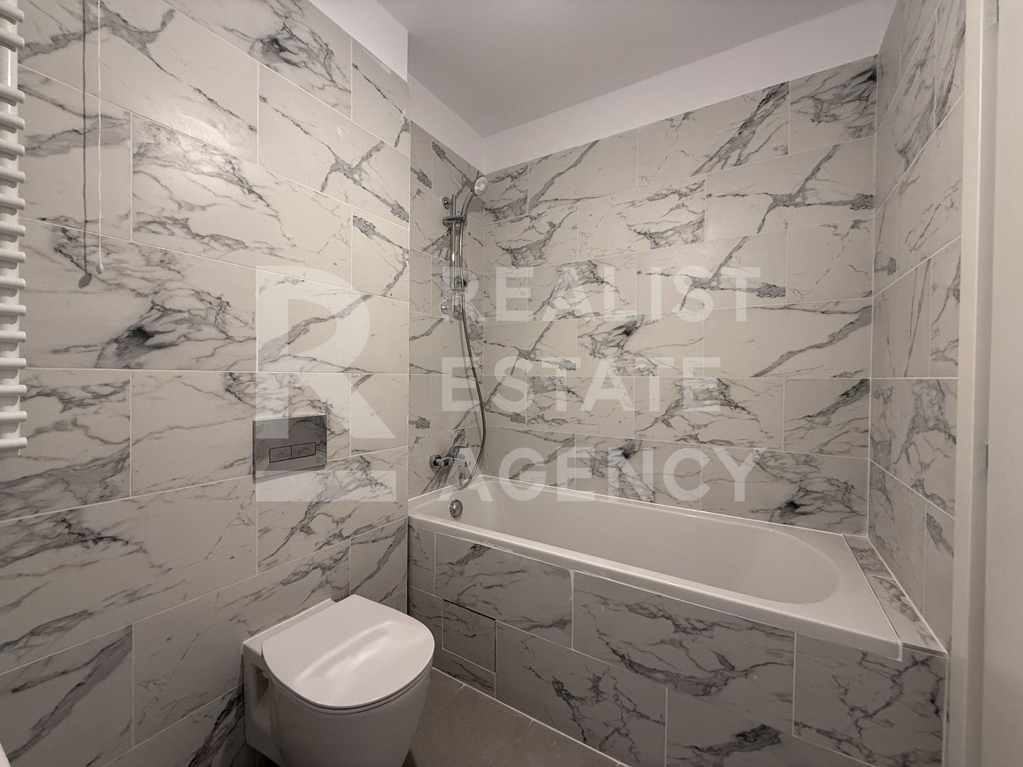 Apartament 3 camere de vânzare în nordul capitalei, lângă pădure - Poză 8