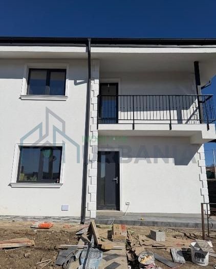 Duplex de vânzare, Miroslava, strada Stadionului, 4 camere, 165.000 EUR - Poză 5