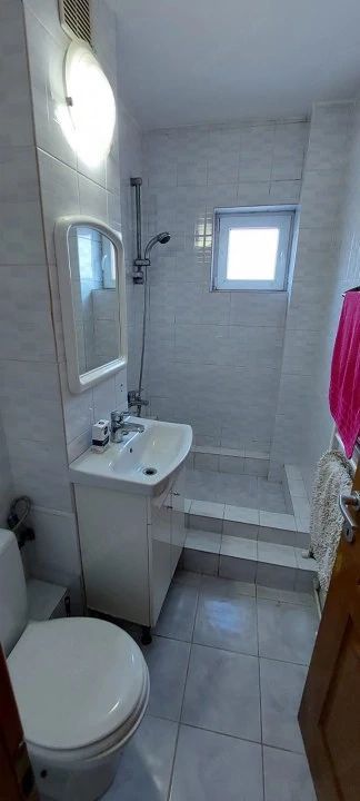 Freidorf | 4 camere | Decomandat | Etaj 1  | Centrala Proprie. - Poză 4