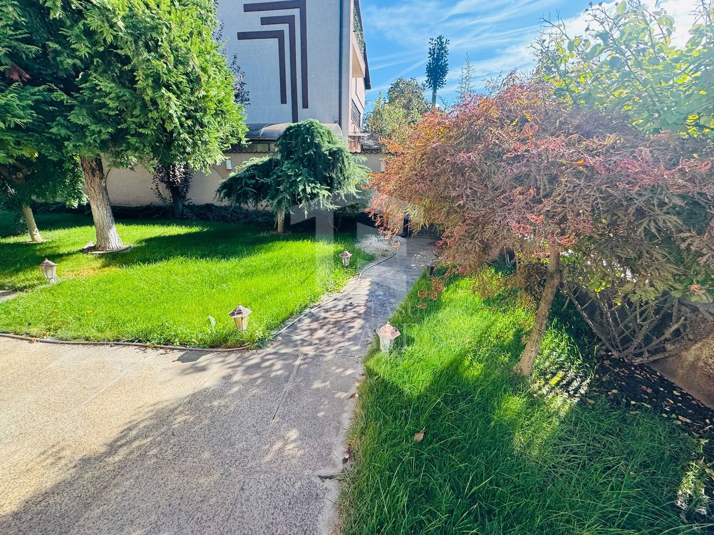 Vila 2 corpuri sector 6 -Valea Doftanei 650mp  teren 800mp - Poză 23