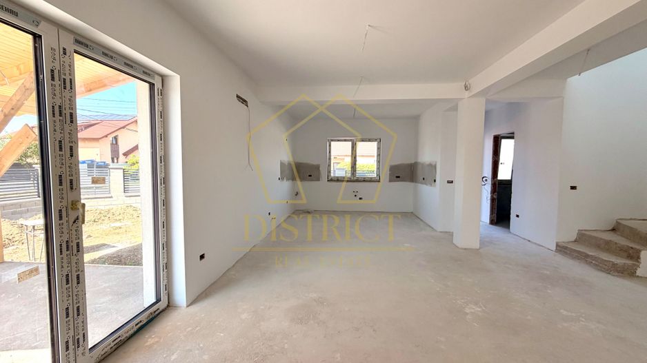 COM 0% Duplex cu 4 camere, despărțit prin camera tehnica | Mosnita Noua - Poză 1