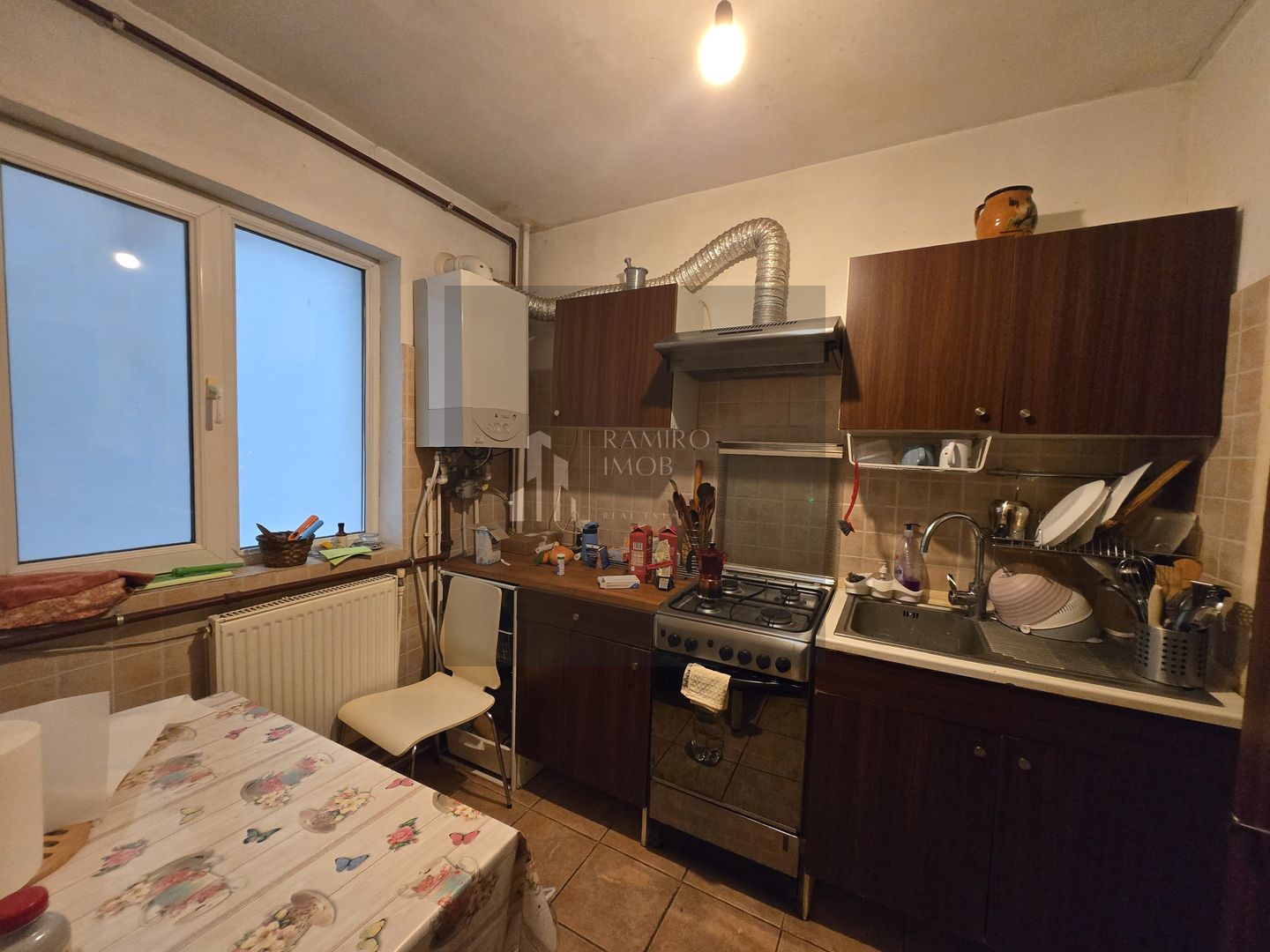 Ap 3 camere 70m -decomandat -etaj 2 -centrala -STB Vadul Nou /Sector 5 - Poză 7