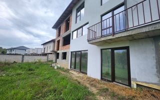 De vanzare apartament 3 camere, la vila, 130mp teren, Lac Chereteu - Poză 10
