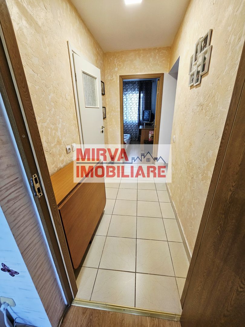 Apartament 3 camere, mobilat și parțial utilat, grad seismic 1, Nord - Poză 23