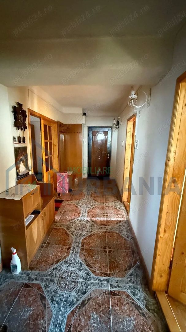 De vanzare apartament 3 camere 86 mp - Poză 3