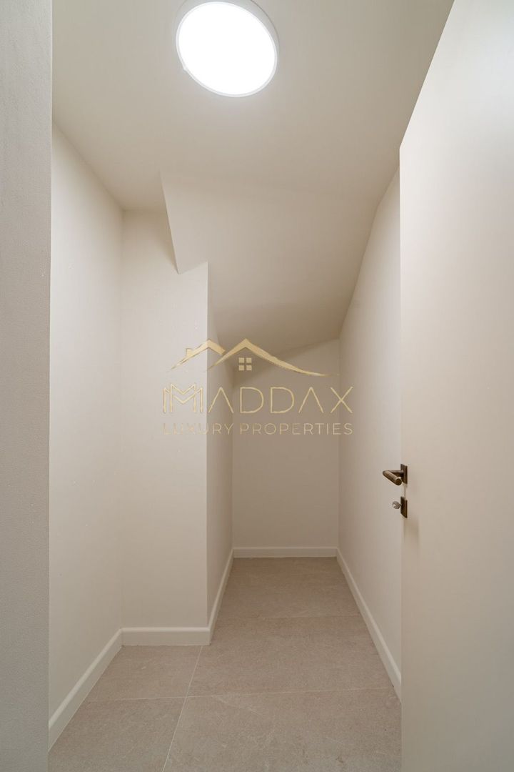 Vila Unica Noua cu 8 camere *300mp* /fotovoltaice si pompa cladura// Dorobanti - Poză 29