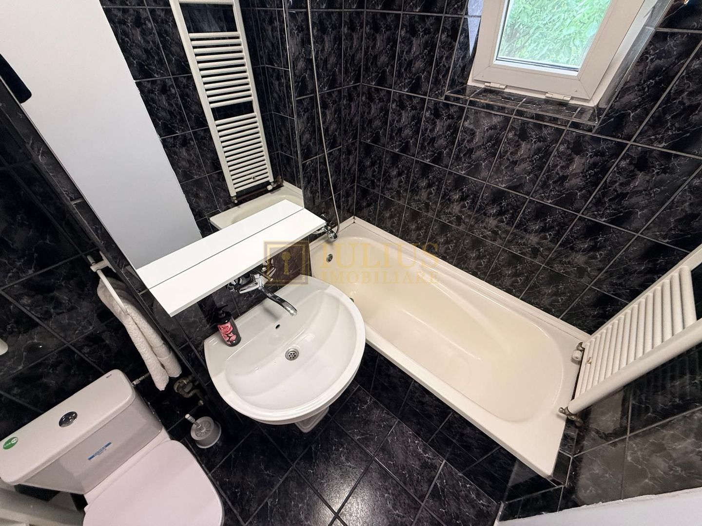 2 dormitoare + 2 bai| apartament spatios 70mp| renovat| Bloc izolat termic| - Poză 11