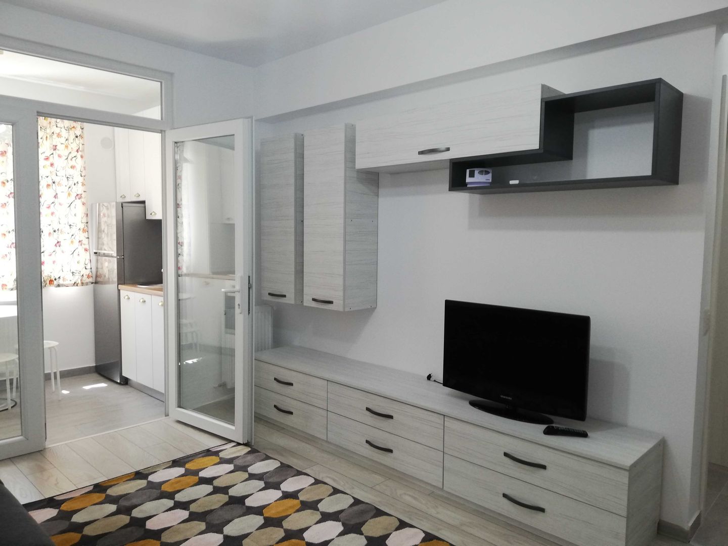 Apartament 2 camere Aparatorii Patriei / Viva Residence - Poză 1