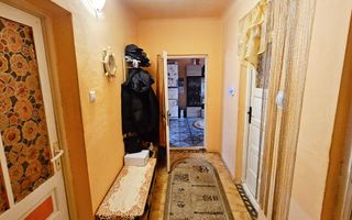 Casa 6 camere, 389 mp teren, P+1, in zona Garii - Poză 8