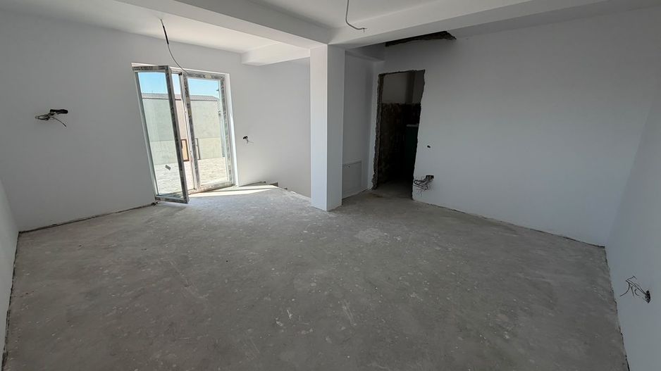 CASA DUPLEX, TOATE UTILITATILE, STRADA ASFALTATA, COMISION 0% - Poză 5