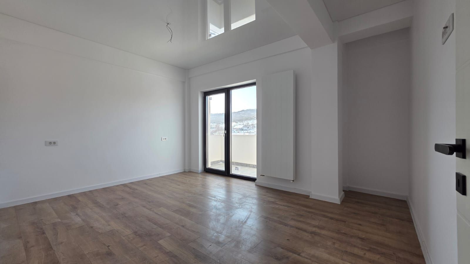 INTABULAT LIBER 2 CAMERE 49 MP BUCIUM VISANI - Poză 7