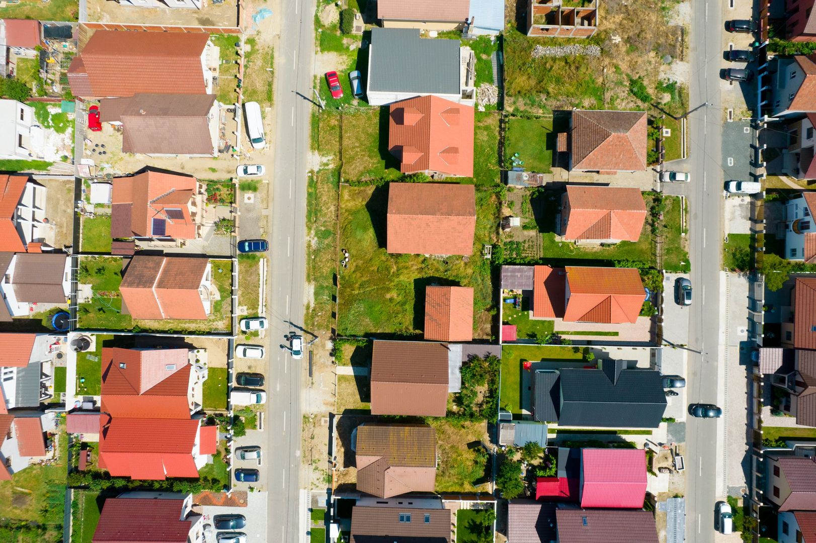 Casă la roșu în Livada - Poză 7