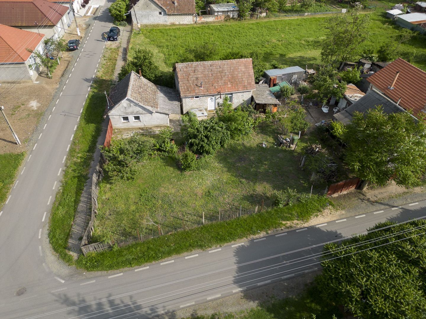 Casă în Curtici - Poză 1