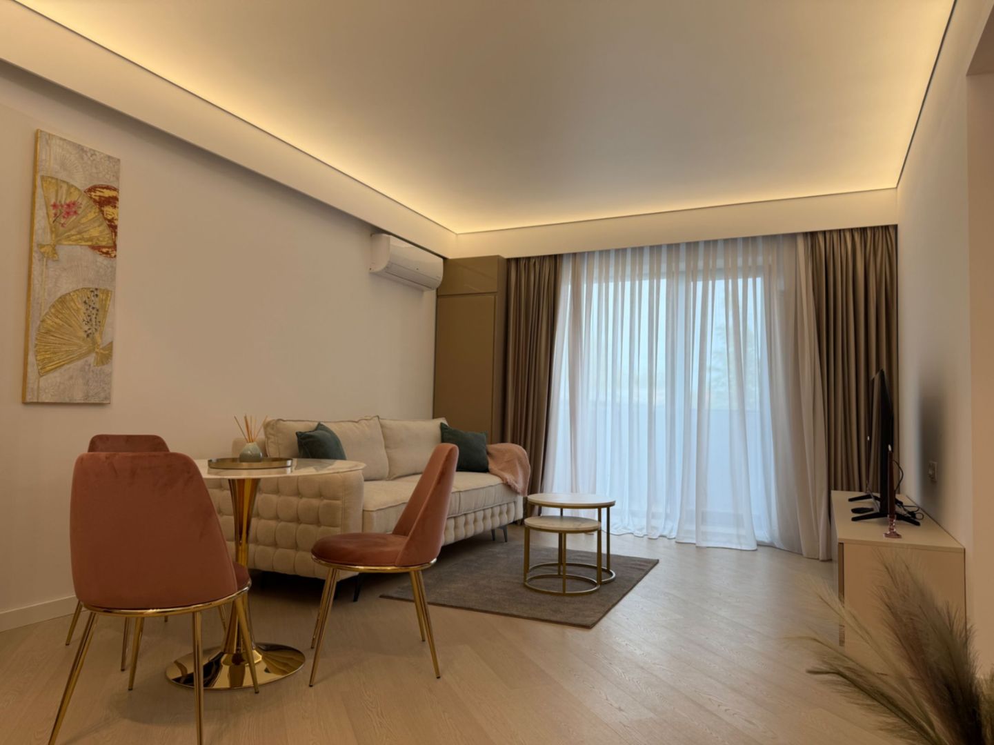 Apartament de inchiriat | Parcare | Cortina North - Poză 2