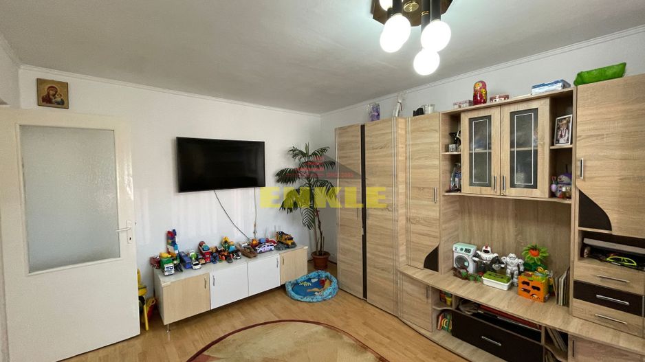 Vânzare apartament 4 camere – zonă Împărat Traian - Poză 2