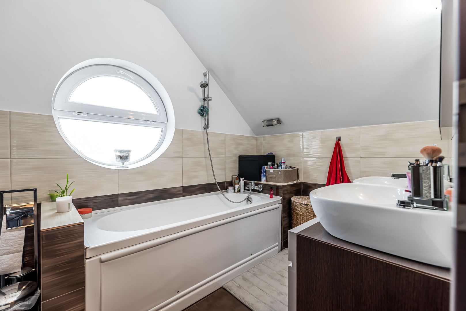 Casă în Westfield | 140 mp utili | P+M | 3 camere | curte + anexe - Poză 13