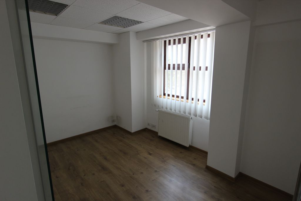 Imobil birouri in zona ultracentrala - Poză 9