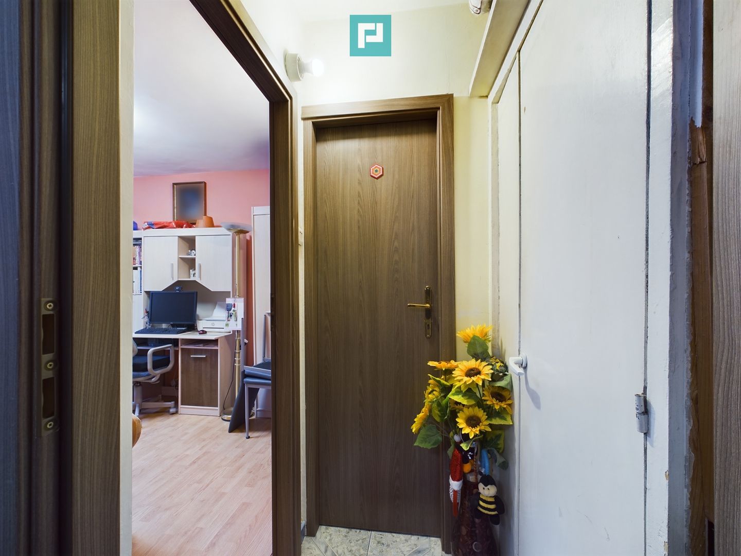 Apartament cu 3 camere în zona Lipovei - Poză 5