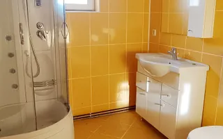 Casa pretabila birouri in cartierul Florilor - Poză 17