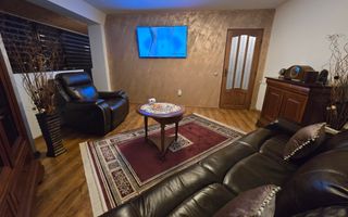 Apartament 2 Camere M-uri, Vedere spre Catedrala, Complet Renovat - Poză 3