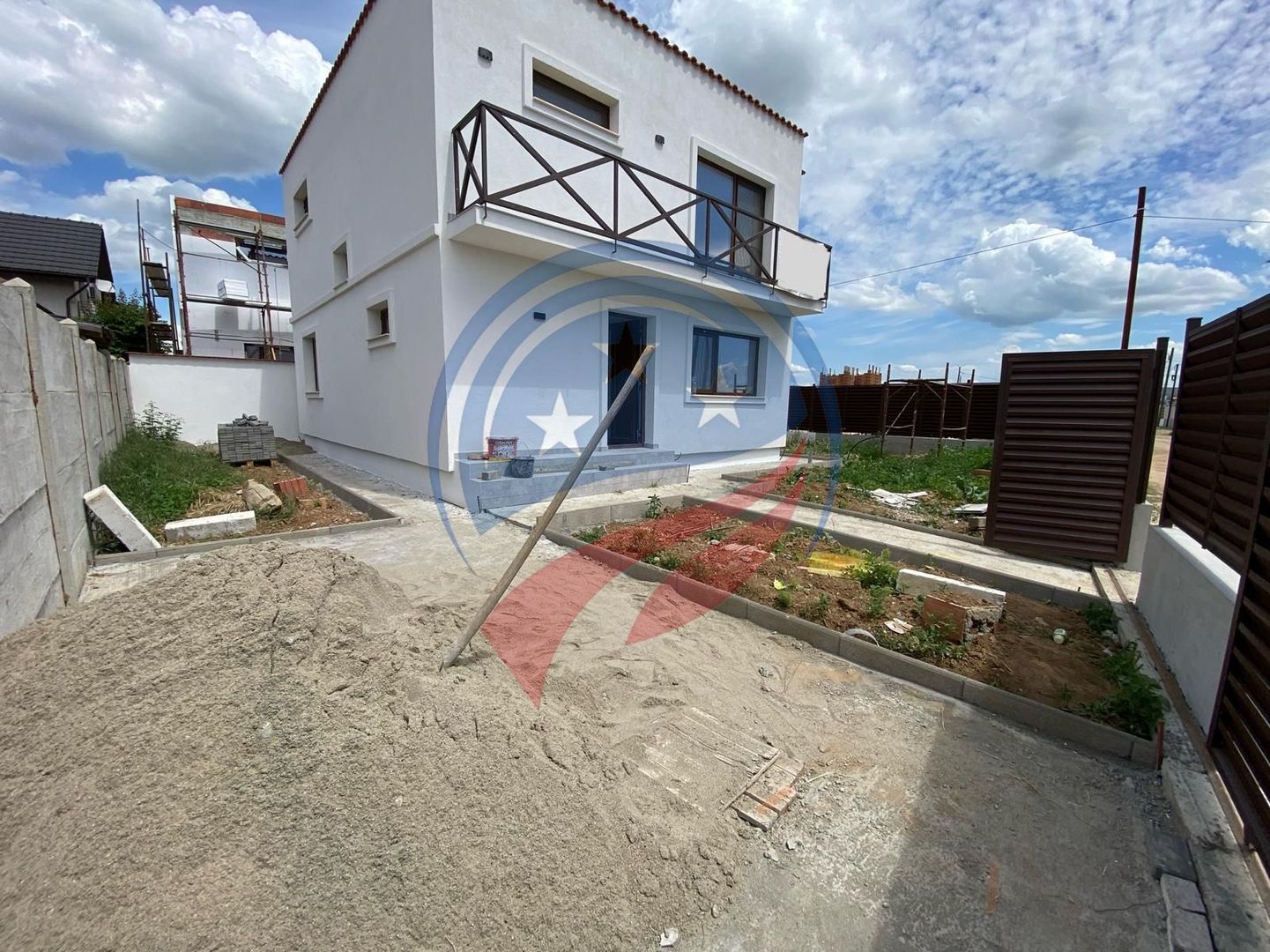 CASA SPATIOASA 4 DORMITOARE 100 M UTILI ZONA CAPSUNARIE DAMILA - Poză 14