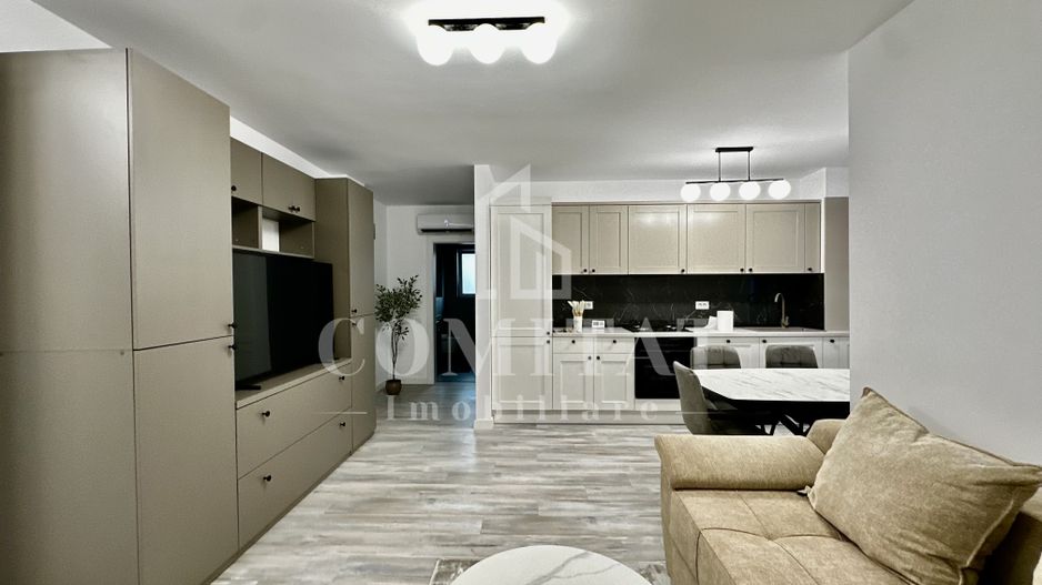 Apartament la cheie | 3 camere | Zona str Tineretului - Poză 1