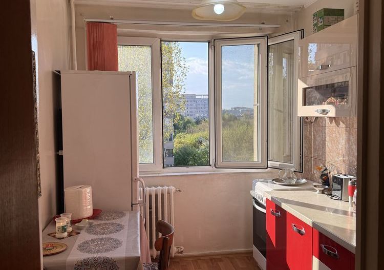 Vanzare apartament luminos de 2 camere in Titan,  vedere IOR - Poză 6