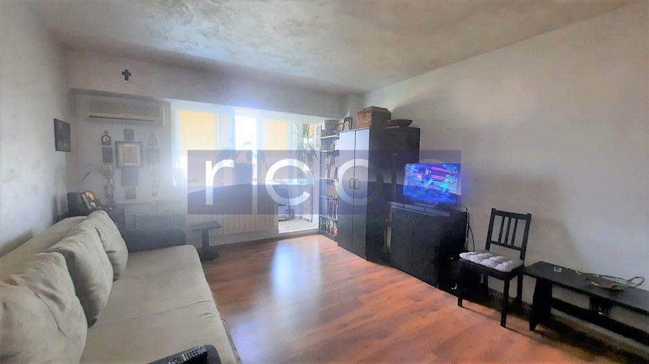 74000 Euro | Garsoniera | Bloc Reabilitat 1989 | - Poză 1