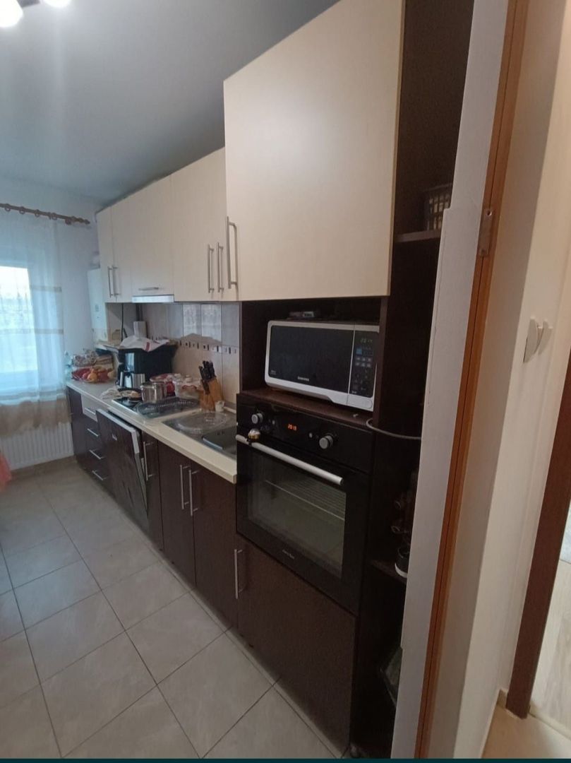 Vând apartament 3 camere MICRO 17 - Poză 4