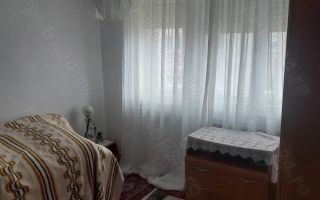 BRASADAS vinde ap 2 cam etaj 4/4 in Micro 16. - Poză 9