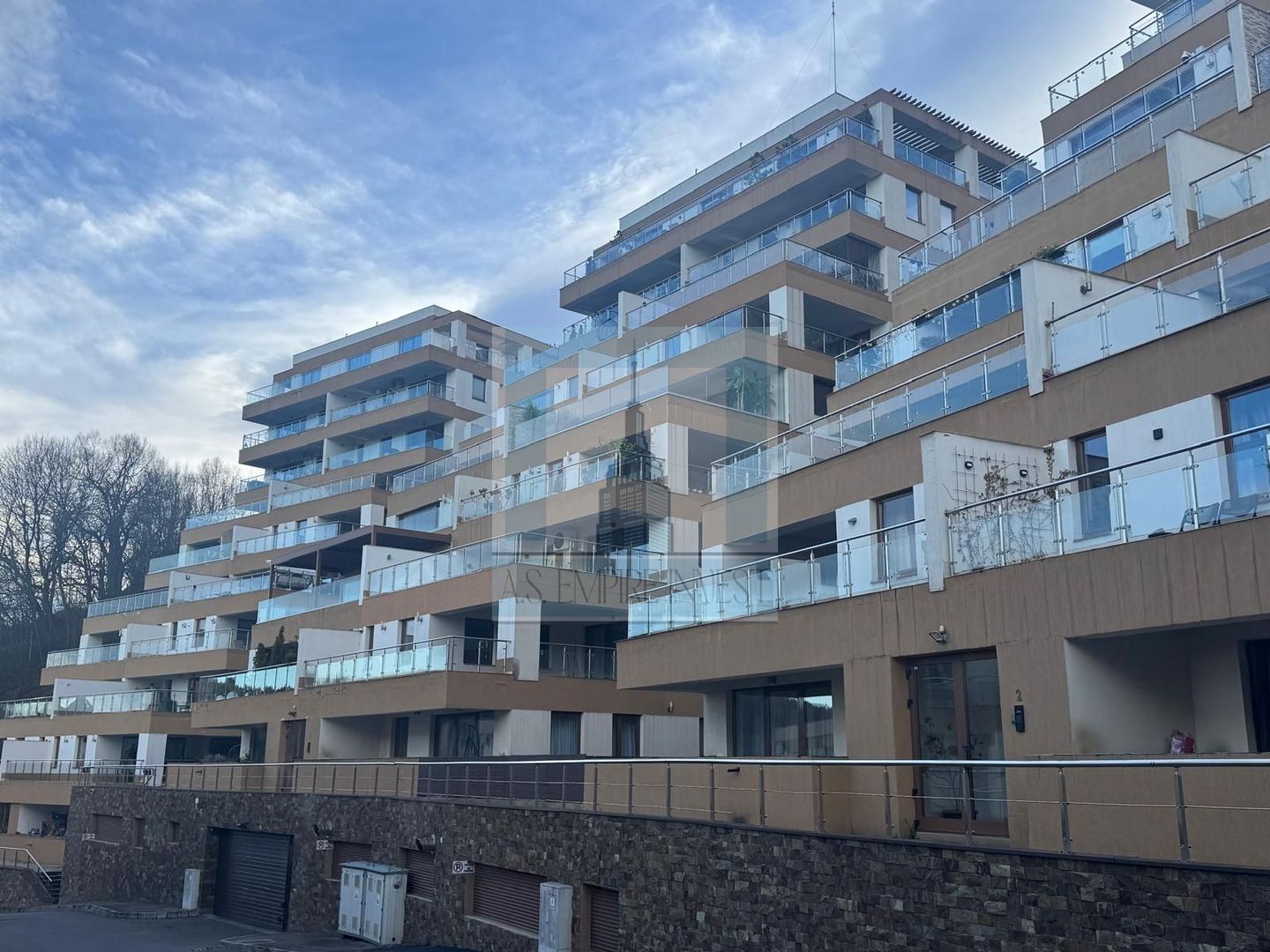 Apartament 3 camere de vanzare/ Poiana Brasov - Poză 1