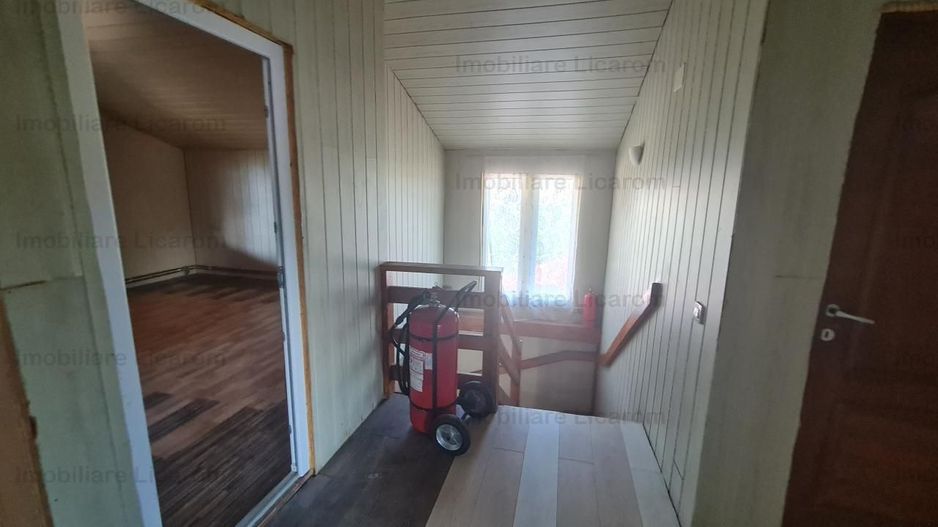 Proprietate in Cristian cu trei constructii+o fundatie,450000euro - Poză 42