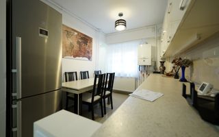 3 Camere, 2 bai, Centrala Proprie, Loc Parcare, Rond Alba Iulia - Poză 12