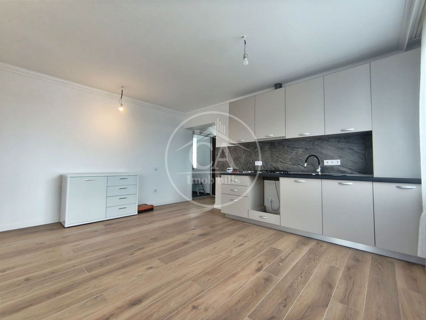 Apartament la casă de închiriat cu 2 camere în Santandrei, Bihor - Poză 3