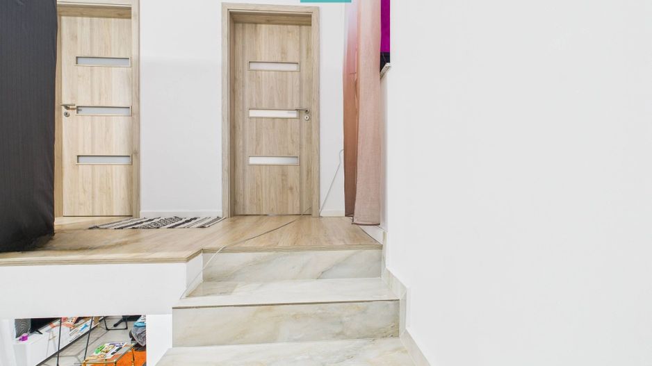 Casă cu 3 camere, P+1–Giarmata - Poză 20