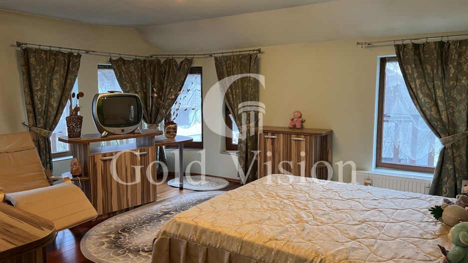 Casă cu 5 camere + anexă cu garaj, mobilată complet, str. Gh. Șincai - Poză 8