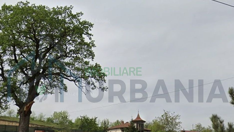 Vânzare conac vechi cu teren generos în Hlincea, Ciurea, Iași - Poză 3