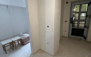 Apartament cu Grădină în Zona Centrală, Recent Renovate. - Poză 8