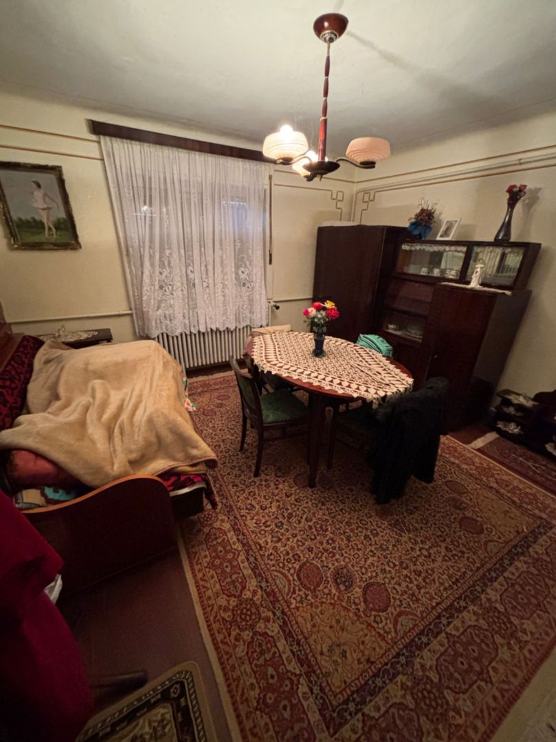 Casa de Vanzare in zona Suseni, in Cugir - Poză 4