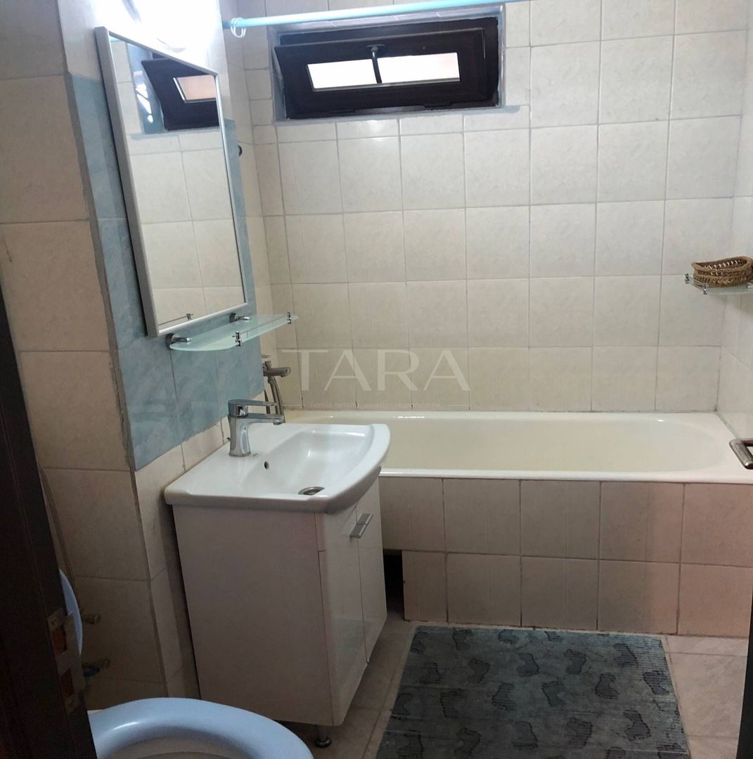 Apartament cu 3 camere, balcon închis 8mp, zona Diana, Gheorgheni. - Poză 8