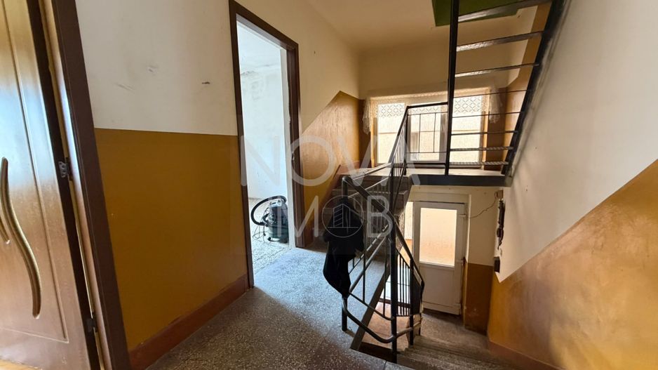 Casa individuala de vanzare cu COMISION 0, Zona Lazaret / Lupeni - Poză 9