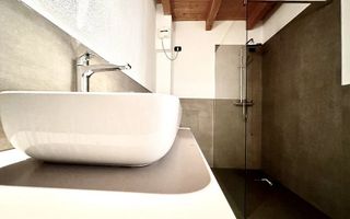 Apartament în Piața Unirii - renovat - mobilat și utilat - Poză 28